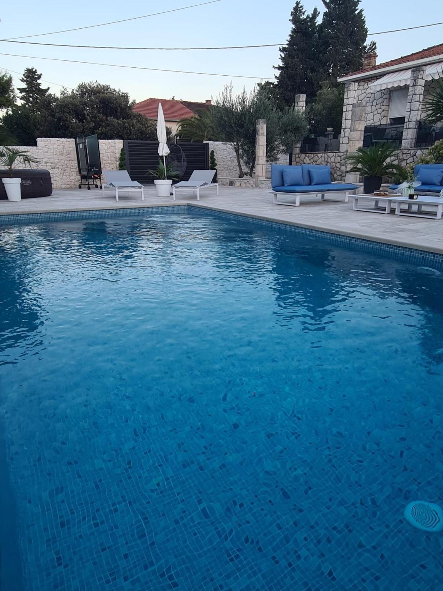 Villa Sarah Supetar Εξωτερικό φωτογραφία
